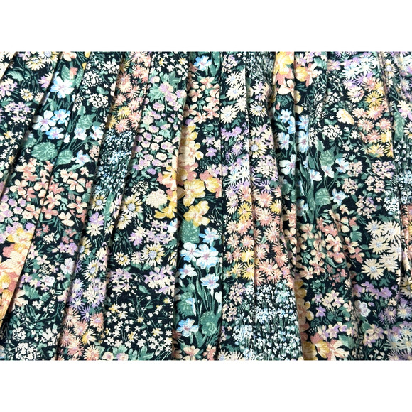 American Eagle Outfitters Floral Pleated Skirt Size XL Elastic Whimsical Skirt - Picture 3 of 16